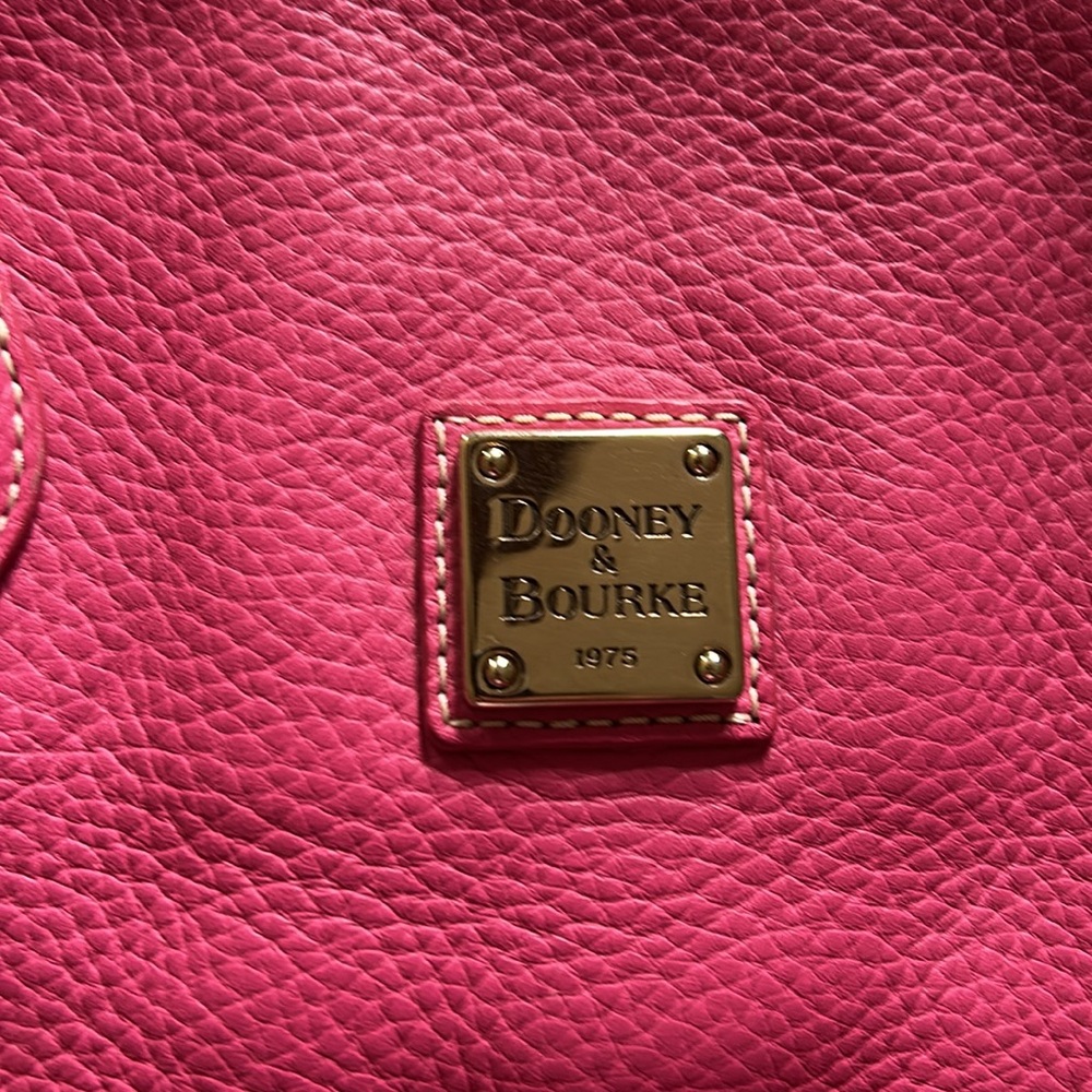 DOONEY & BOURKE Bag with Matching Accessories - Picture 5 of 16